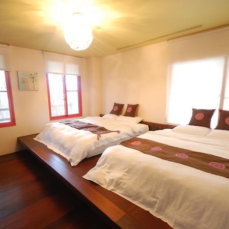 March 3 B&B Yilan Лодун Экстерьер фото