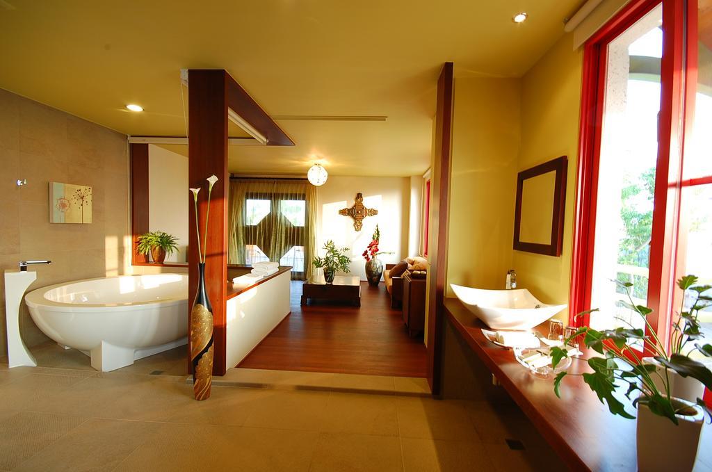 March 3 B&B Yilan Лодун Экстерьер фото
